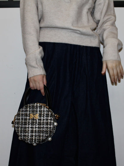 Luna - Black Tweed